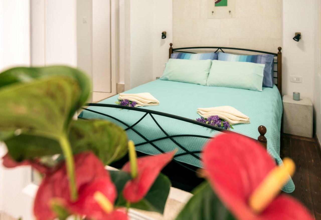 Ibis Your Cosy Oasis With Private Parking And Patio Split Dış mekan fotoğraf