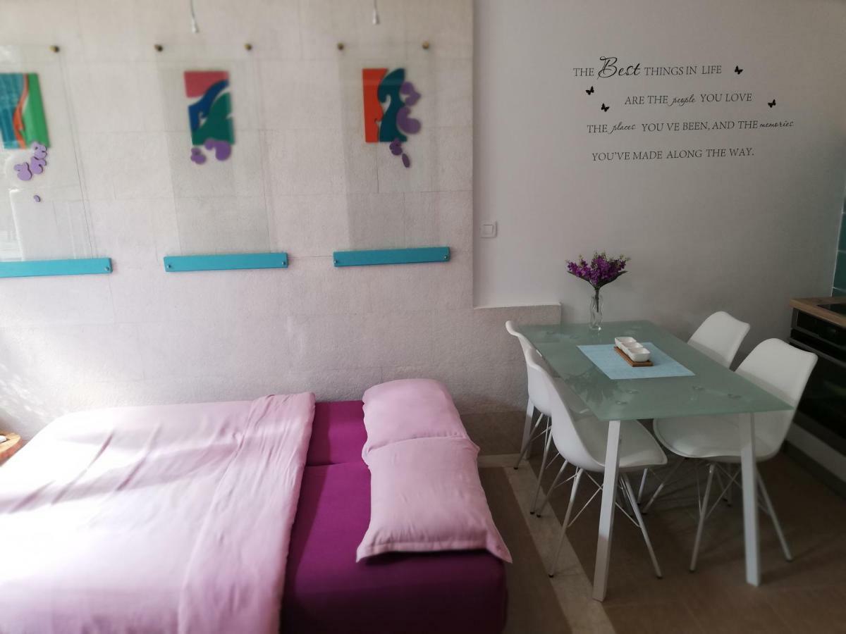 Ibis Your Cosy Oasis With Private Parking And Patio Split Dış mekan fotoğraf